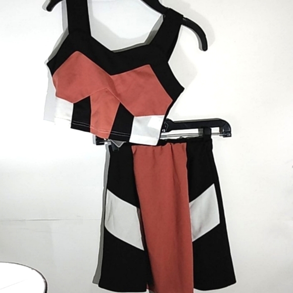 ZAFUL BLACK WHITE PINK CROP TANK TOP MINI SKIRT 2 PIECE SET SIZE 4 NWT - Picture 9 of 9